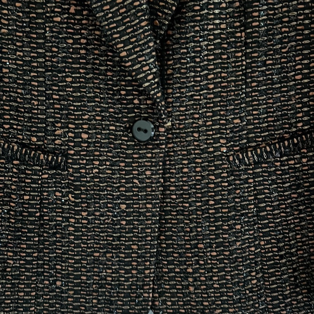 Petite Dana Bachman Black/Brown Metallic Tweed Suit Size: 4 Petite MSRP: $300 - Picture 8 of 10